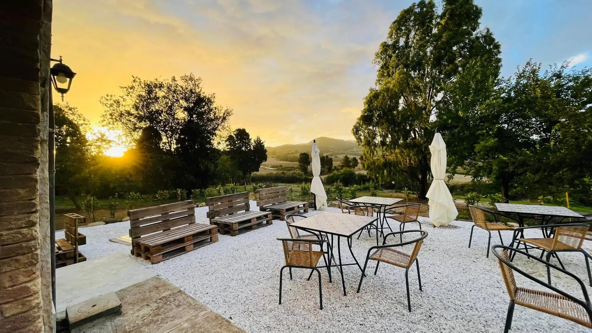 مزرعة للإقامة Agriturismo Pane E Vino Gabbro